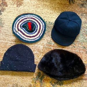 Set of 4 Hats✨